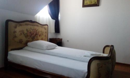 Oradea Hotel | Hanul Cappsha