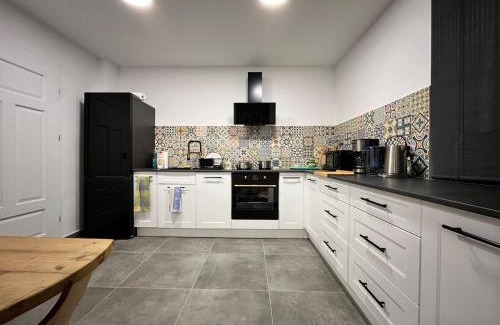 Trygort House | Happi Hippi