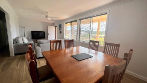 Sussex Inlet House | Happy Dayz Only 2 Hours From Sydney