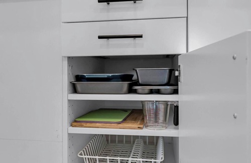 Cornwall Apartment | Happy Haven: 5mins to St. Lawrence College