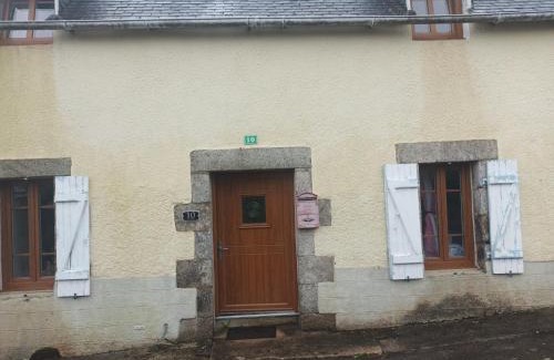 Plouye House | Happy Homes