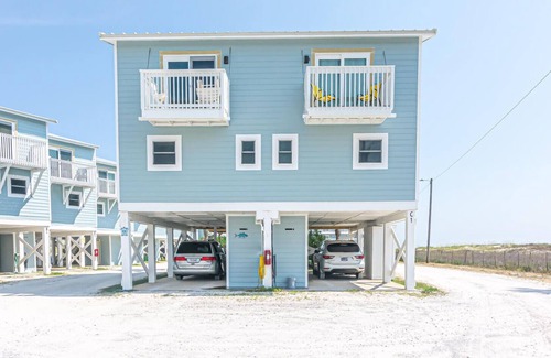 Fort Morgan House | Happy Place