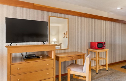 Fort Bragg Hotel | Harbor Lite Lodge