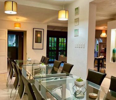 Lodge Hill House | Harbor View 4bd by ZenBreak