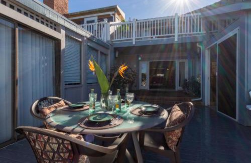 Channel Islands House | Harbor View