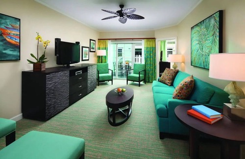 Paradise Island Resort | Harborside-Atlantis Sleeps 8 Available Thanksgiving week 2024 - Nov-24 to Dec-1.