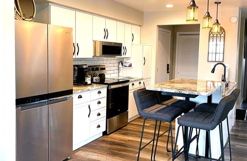 Huron Condo | Harborview 3-6-8 on Main