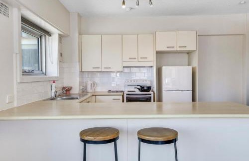 Kirribilli Apartment | Harbour Bridge Views