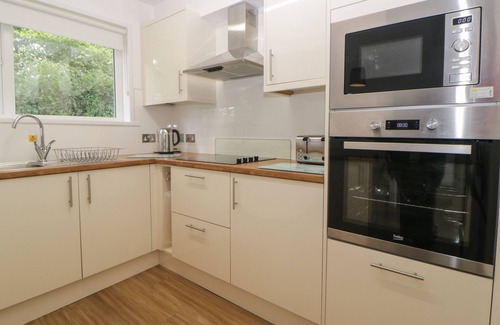 Heligan Cottage | Harcombe House Bungalow 3