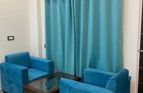 Chachian Hotel | Hardev Residency