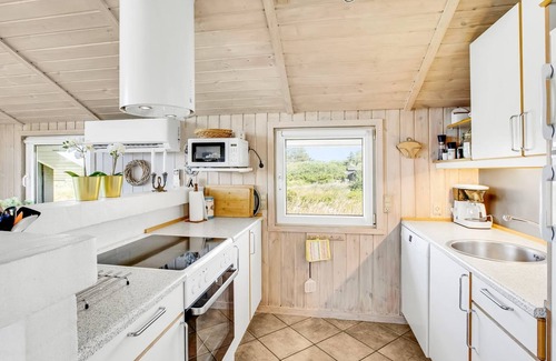 Lakolk House | "Hariet" - 300m from the sea by Interhome