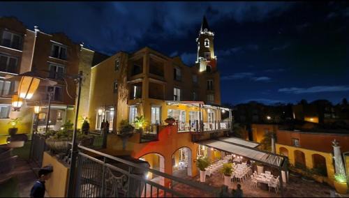 Cluny House | Harmony Villa - Port Chambly