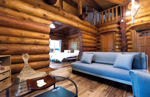 Oze Nationak Park House | Hatcho No Yu