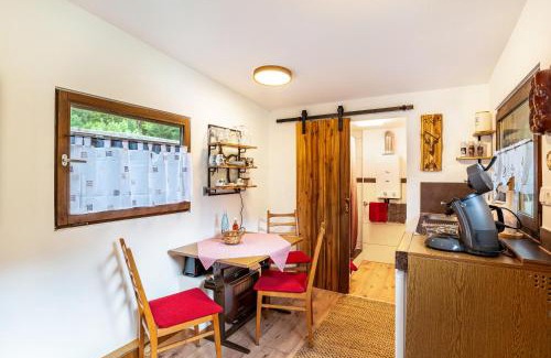 Zwickgabel House | Haus am Bach