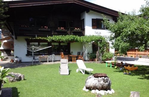 Kramsach Apartment | Haus Amalia