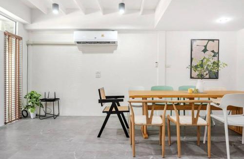 Sukhumvit House | Haus Ekkamai 2