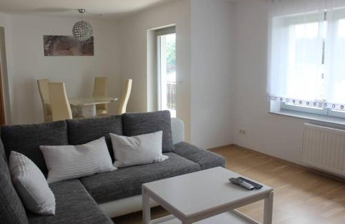 Diera-Zehren House | Haus Elbblick