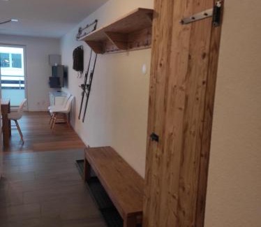 Davos-Platz Apartment | Haus Rhätikon 1. OG, links