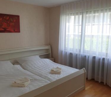 Leonberg Apartment | Haus Thea bei Stuttgart