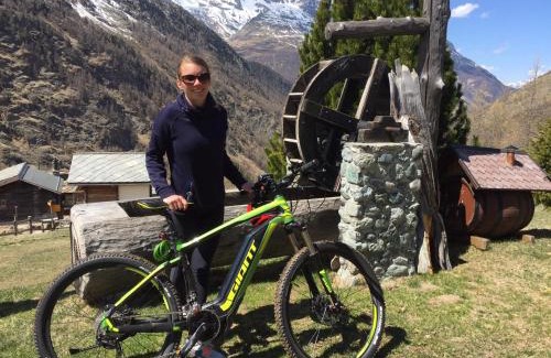 Saas Almagell Ski Chalet | Haus Zer Trächu