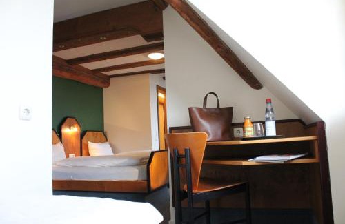 Altfeld Hotel | Haus zur Waldbrücke