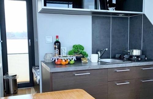Braunsbedra Apartment | Hausboot für 5 Gäste mit 20m² in Marina Braunsbedra