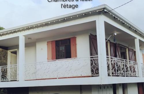 Baillif House | Haut de villa créole, vue sur mer