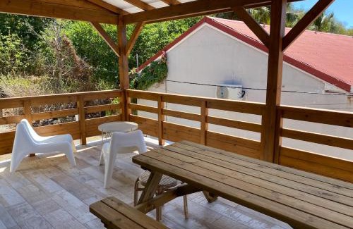 Terre-de-Haut Apartment | Haut de villa Taalia