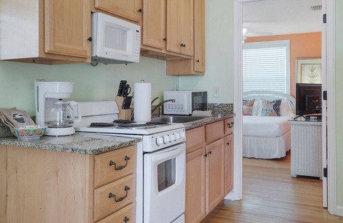 Pass-a-Grille Hotel | Havana Inn