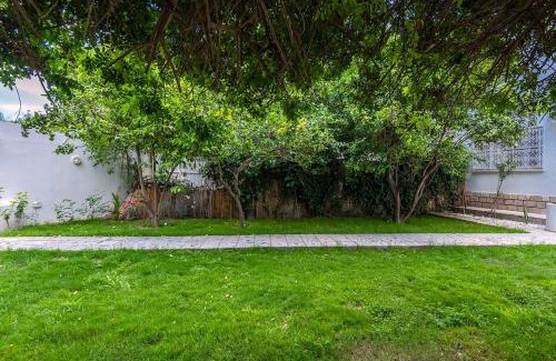 Amilcar Villa | Haven in Carthage, Where History Meets Charm