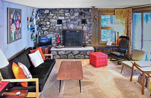 Meredith House | Haven on Spindle Point