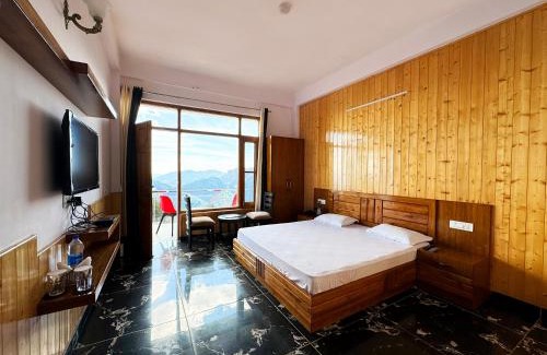 Rohru Hotel | Hawk Eye Resort