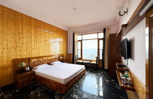 Rohru Hotel | Hawk Eye Resort