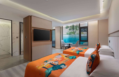 Mile Hotel | Hawthorn by Wyndham Honghe Mile Hot Spring