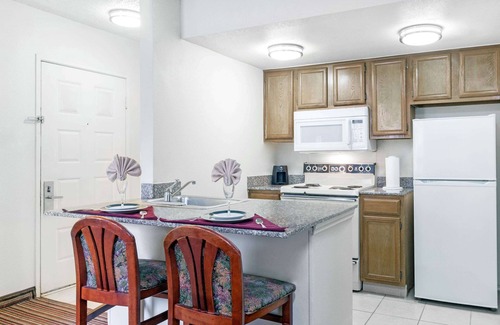 Richardson Hotel | Hawthorn Extended Stay by Wyndham Richardson