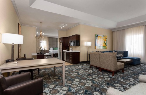 Palm Beach - West Palm Beach Hotel | Hawthorn Extended Stay by Wyndham West Palm Beach