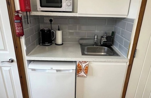 Cambridge Apartment | Hawthorn Guesthouse Studio 4