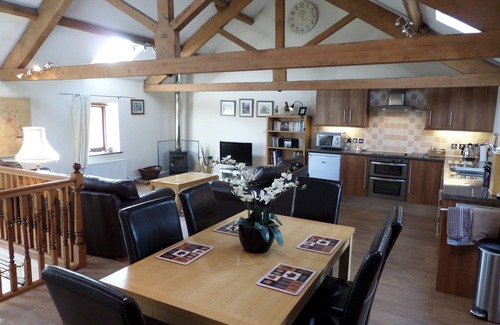 Wigton House | Hayloft Cottage Sleeps 4 (2 Bedrooms)- Sky television now available