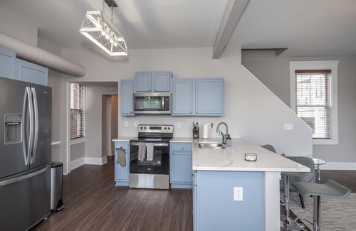Covington Condo | Heart of Mainstrasse Apt 4