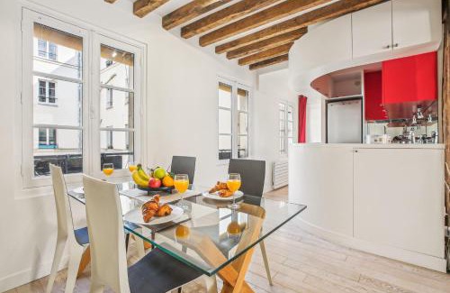 Les Halles Apartment | Heart of Paris & Pompidou - 1BR - Paris Vacation Rentals
