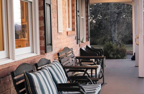 Amherst House | Heart's Desire-3 bdrm/2ba country home with amazing views