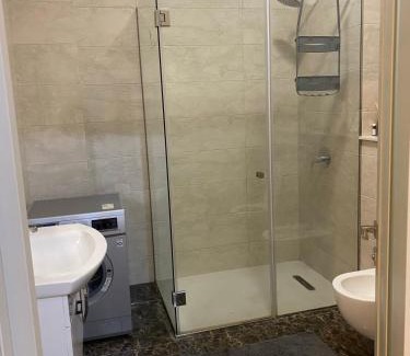 Riscani Apartment | Heart welcoming park apartment
