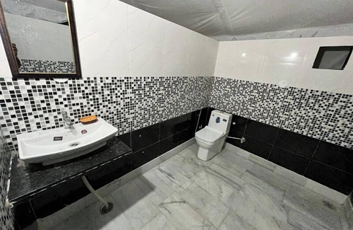Jaisalmer Hotel | Heartland Dunes The King's Tent