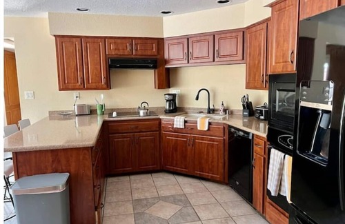 Northeast Heights House | Heated Pool, 3700sf, Game Room