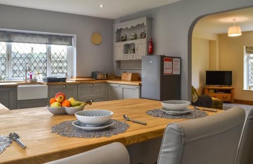 Wilberfoss House | Heatherdene - Fern Cottage