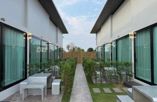 Bang Sare Resort | Heaven space resort