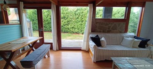 Angostura Ski Chalet | Hedwig - cabaña con vista a los cerros