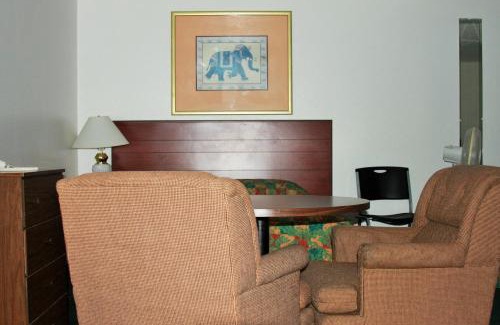 Ilwaco Hotel | Heidi's Inn