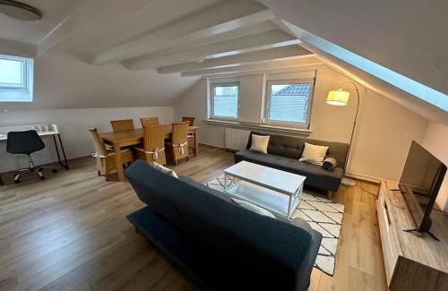 Luenen Apartment | Helle 2-Zimmer Ferienwohnung mit 4 Betten, Nähe Innenstadt in ruhiger Lage