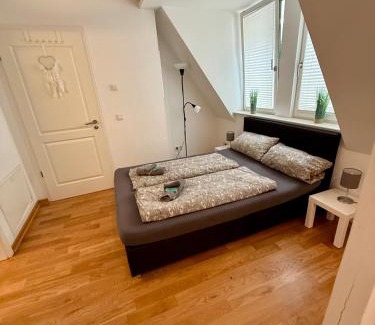 Suedvorstadt Apartment | Helle Ferienwohnung in Leipzig! No3